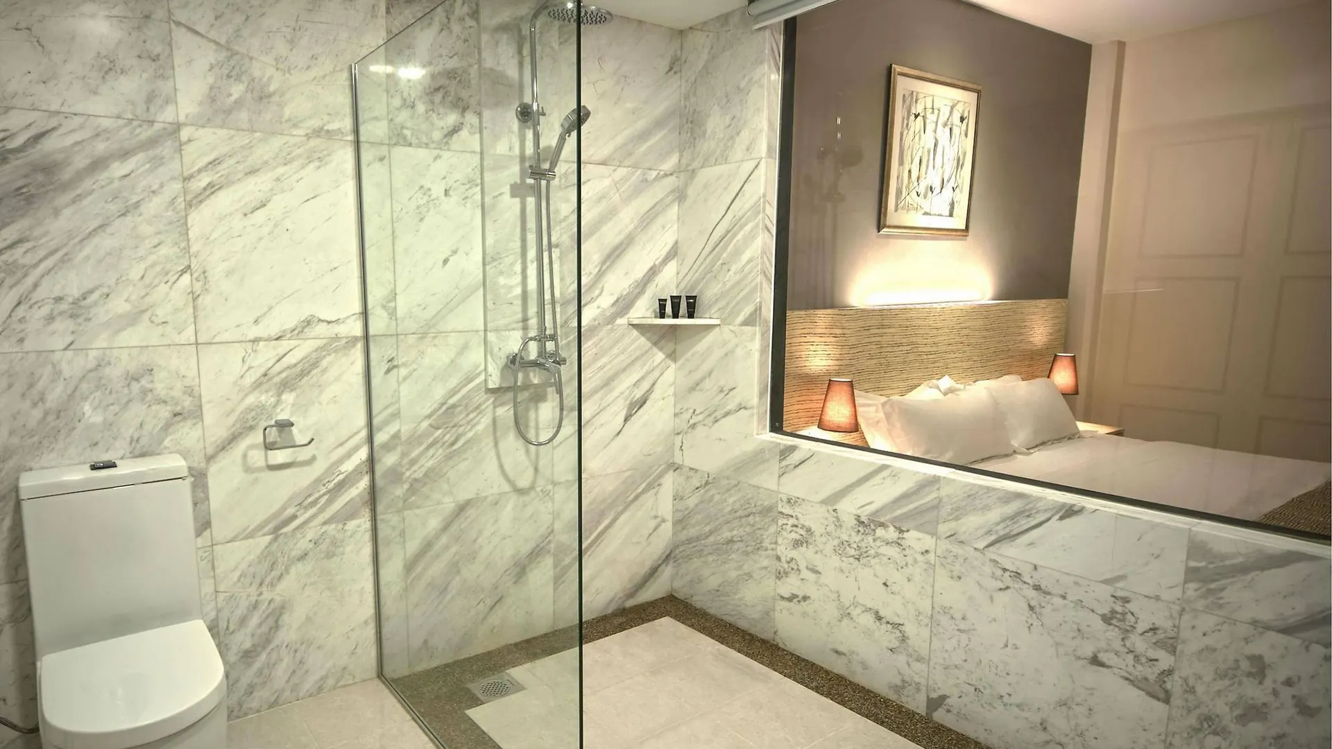 Raintr33 Hotel Σιγκαπούρη